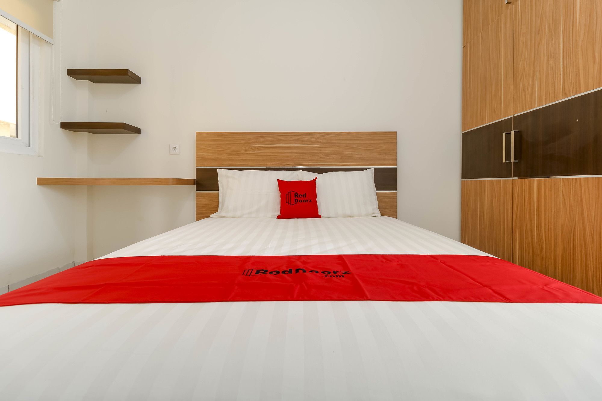 Guest house Reddoorz Near Square Mall 3*